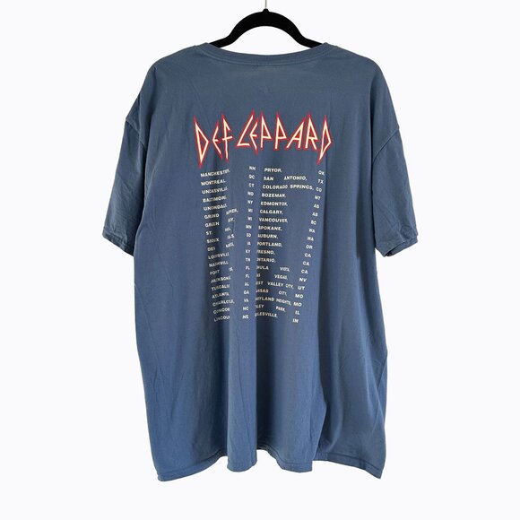 Def Leppard 2017 Concert Band Tour T-Shirt Sz XL Blue Cotton UK Graphic 80s 90s - Picture 4 of 8
